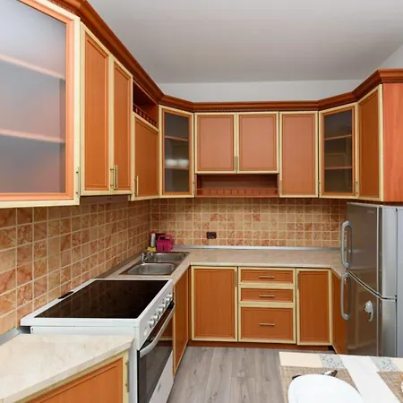 Veliu's 4 * Vlorë