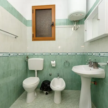 Veliu's 4 شقة *
